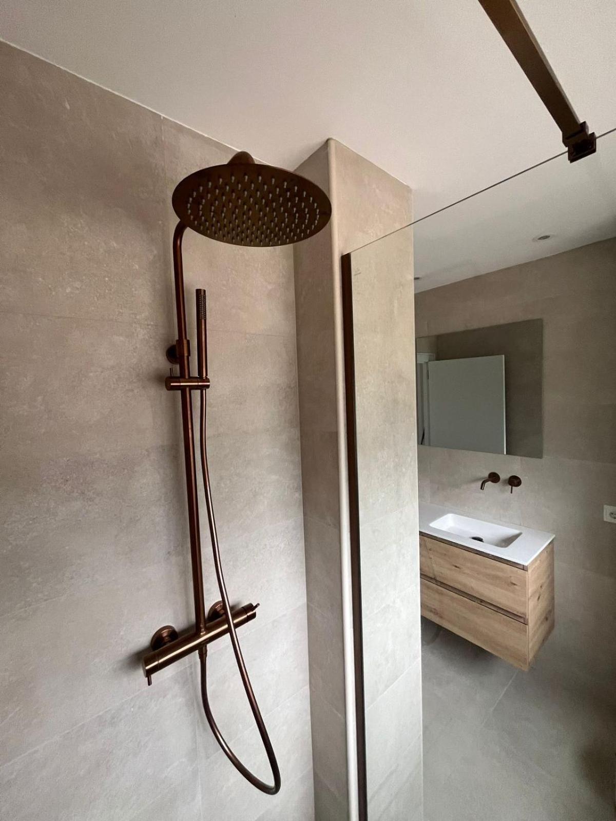 Calella De Palafrugell - Piso Reformado Con Piscina, Wifi Y Parking Gratuito Apartment Bagian luar foto